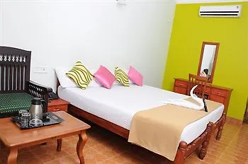 Bed and Breakfast Cosy Regency Alappuzha Отель типа 
